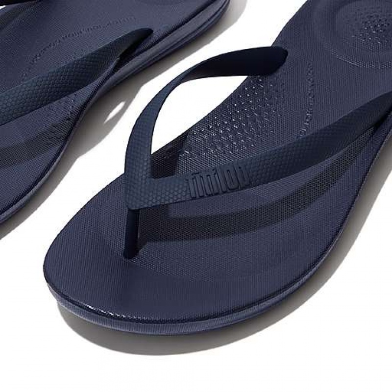 Black FitFlop IQUSHION Ergonomic Men's Flip Flops | PAOZVW069